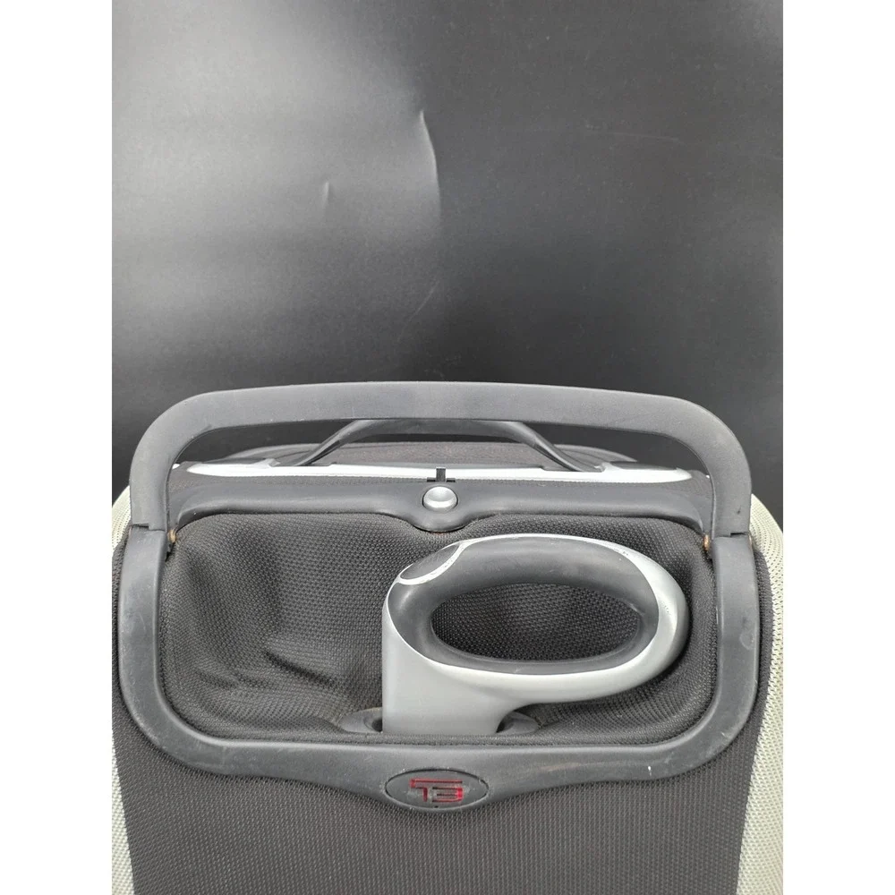 Tumi T3 Suitcase Luggage 2 Wheeled Carry On Limited Edition 22